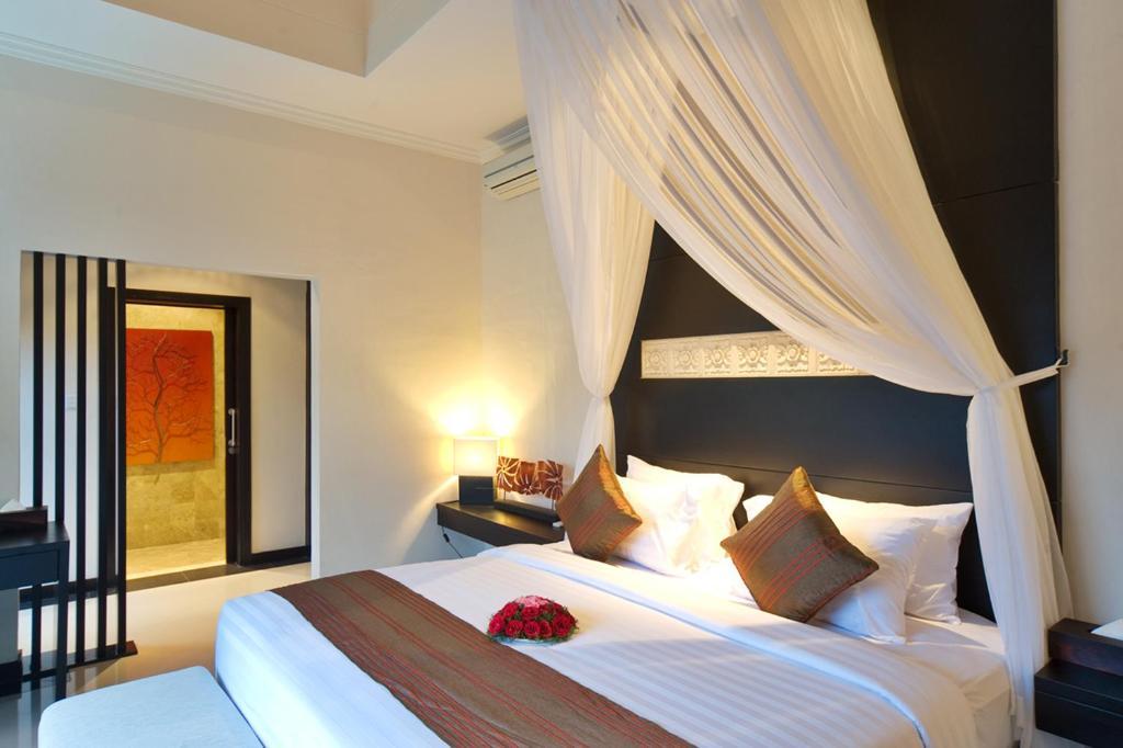 La Villais Kamojang Hotel Seminyak Екстер'єр фото
